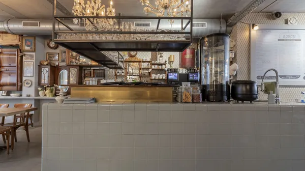 1778076355-LR -  Sint-Pietersnieuwstraat 194, 9000 Gent-005